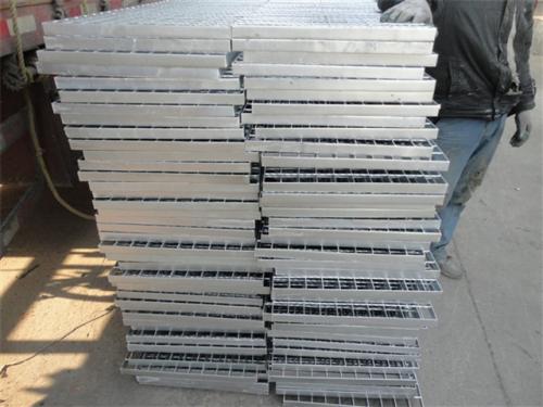 吊頂格柵板價格