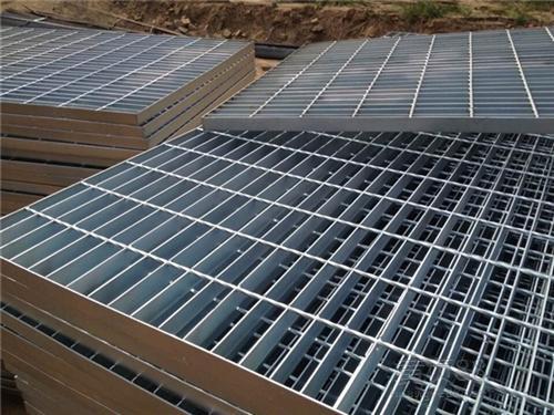 熱鍍鋅<a href='http://m.yi-ye.cn'>格柵板</a> 熱鍍鋅格柵板