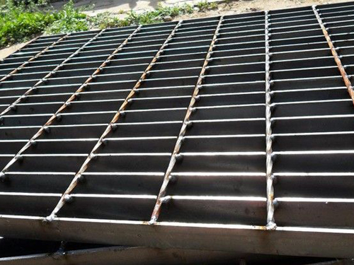焊接鋼<a href='http://m.yi-ye.cn'>格柵板</a> 焊接<a href='http://m.yi-ye.cn'>鋼格柵</a>板