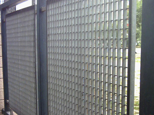 鋼格板護(hù)欄 鋼格板護(hù)欄