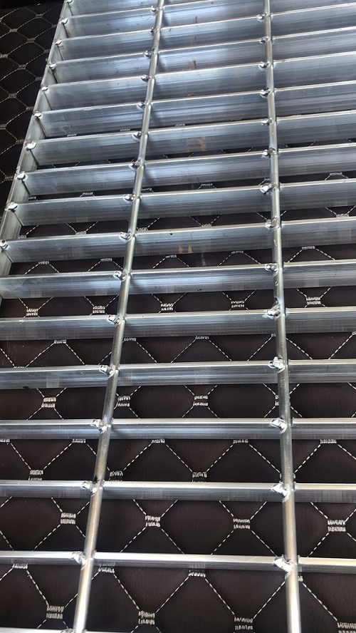 鋁板格柵廠家 鋁板格柵廠家