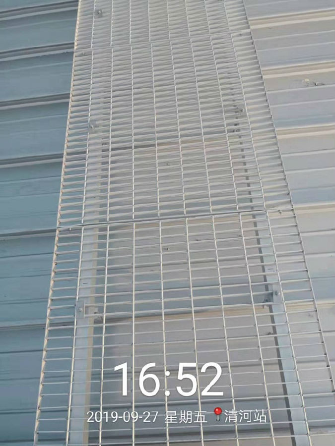 鋁板鋼格柵平臺(tái) 鋁板鋼格柵平臺(tái)