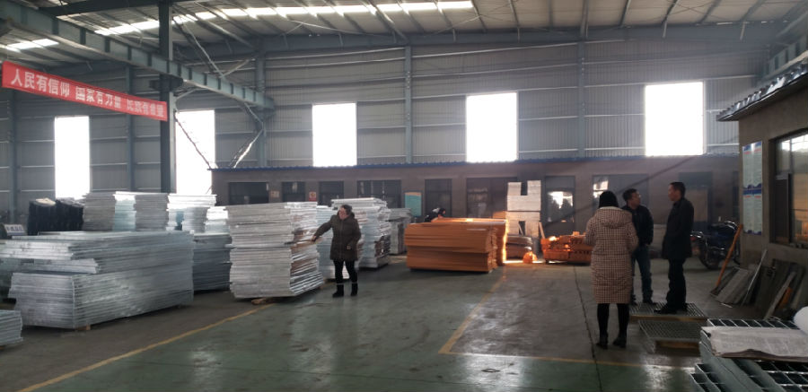 鋁板鋼格柵踏步 鋁板鋼格柵踏步