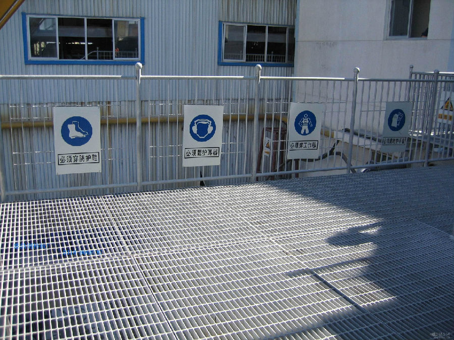 鍍鋅鋼格柵板平臺規(guī)格 鍍鋅鋼格柵板平臺規(guī)格