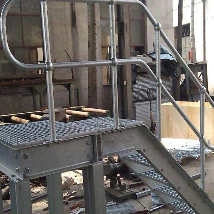 熱鍍鋅球接立柱 熱鍍鋅球接立柱